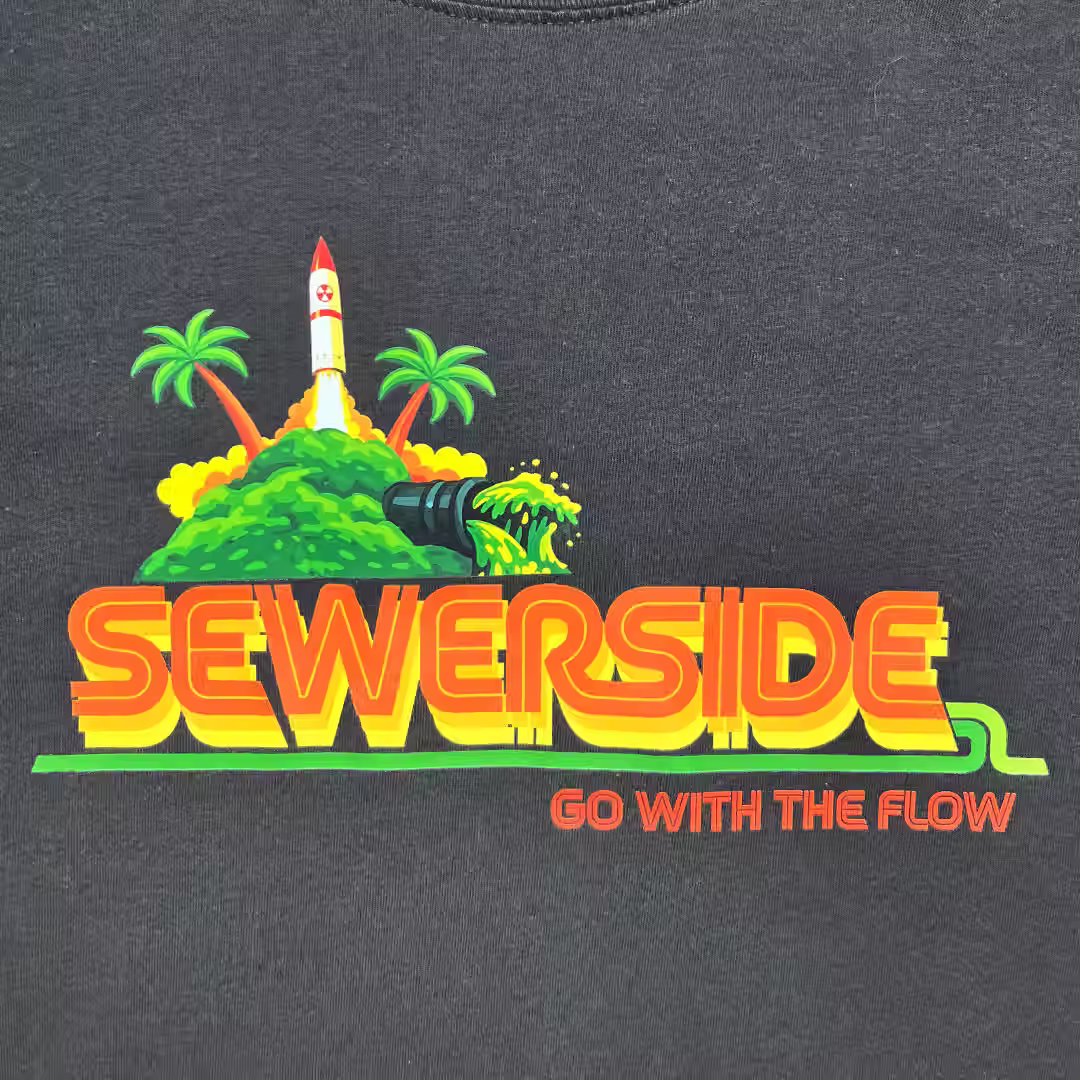 Between Two Palms on a medium grey tee shirt