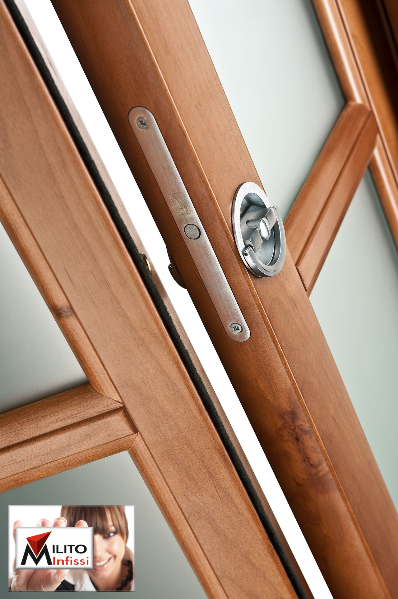 Sistema porta a libro in legno
