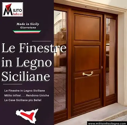 Portone d'ingresso in legno massello su misura con eleganti fianchi luce in vetro laterali. Installazione per una residenza in Sicilia. Grafica promozionale della produzione artigianale Milito Infissi, Made in Sicily a Giarratana.