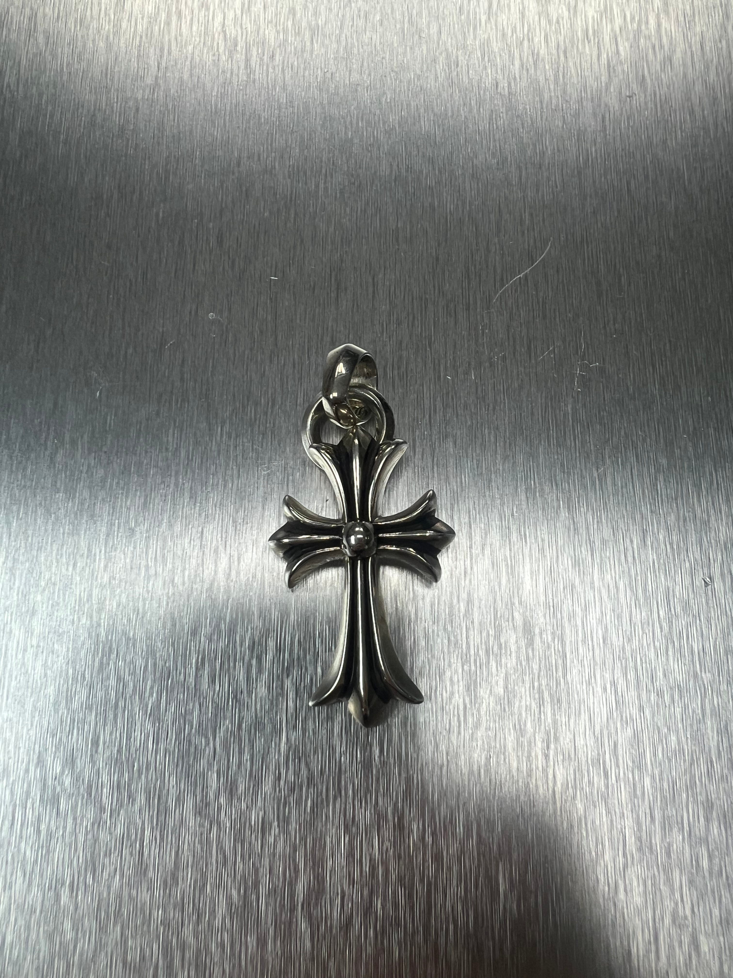 Chrome hearts cross pendant m