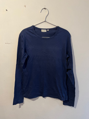 Helmut Lang elbow cut tee from 1998 | Izumi Studio