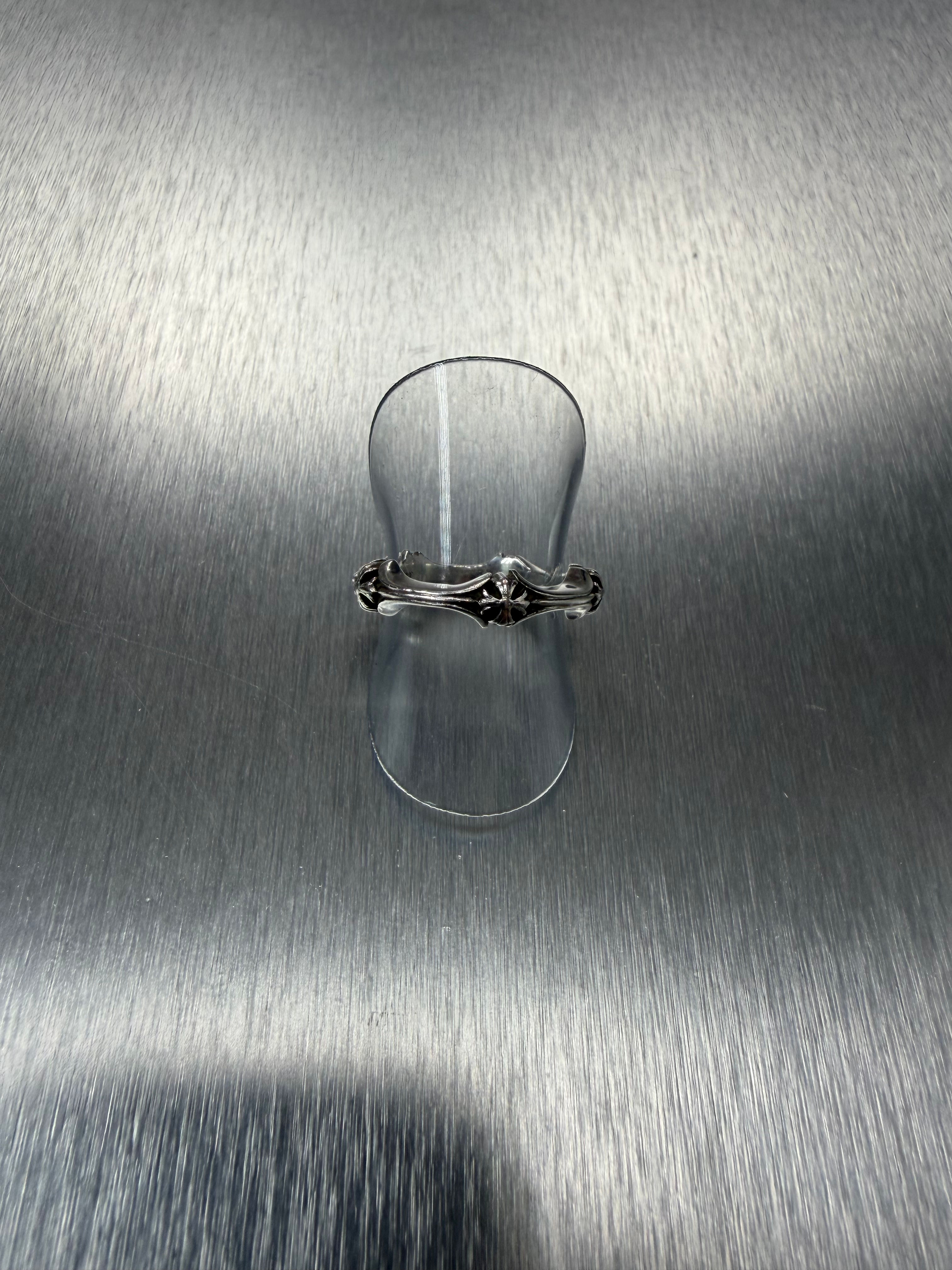 Chrome hearts plus and bone ring us6.5