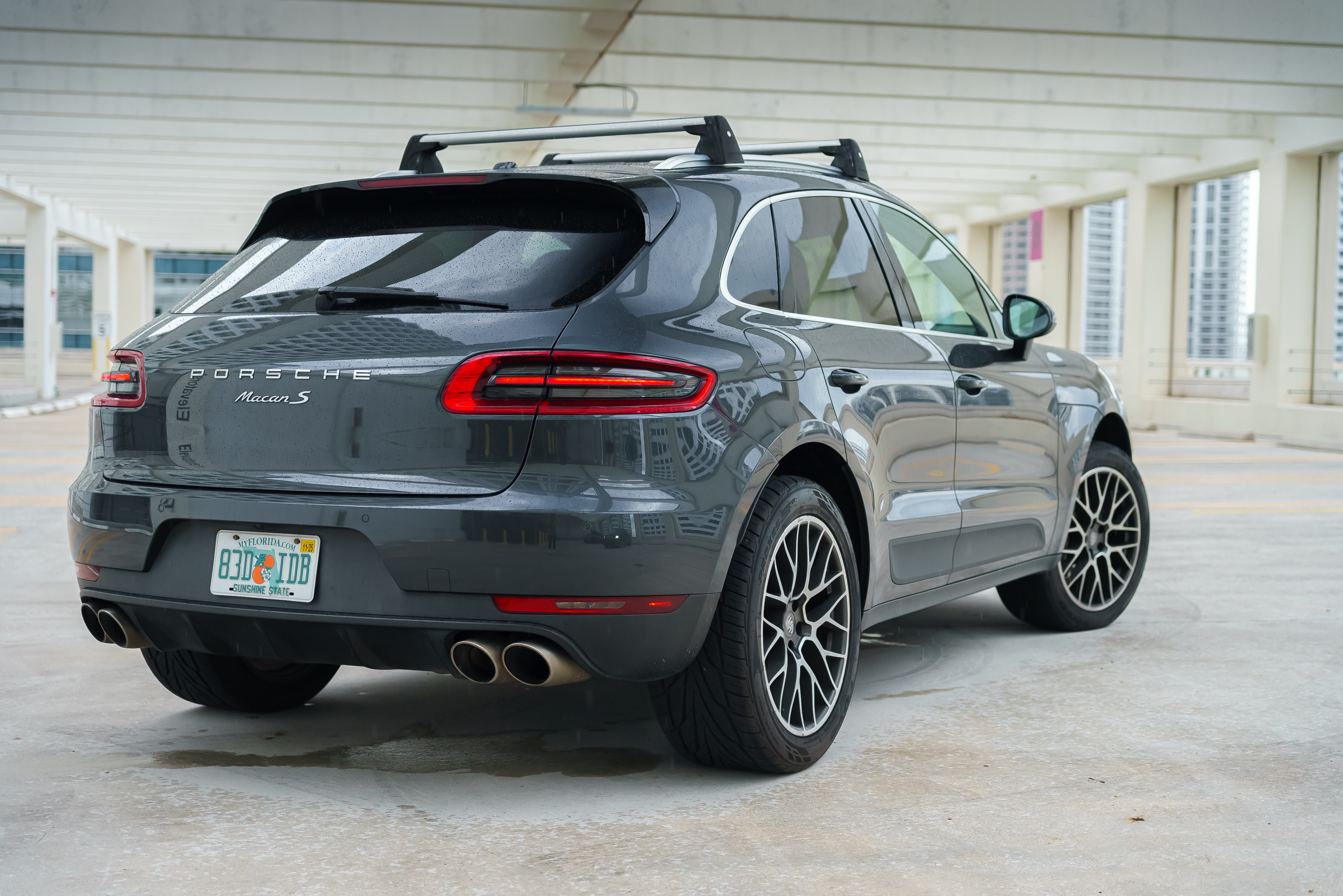 Porsche Macan, view 5