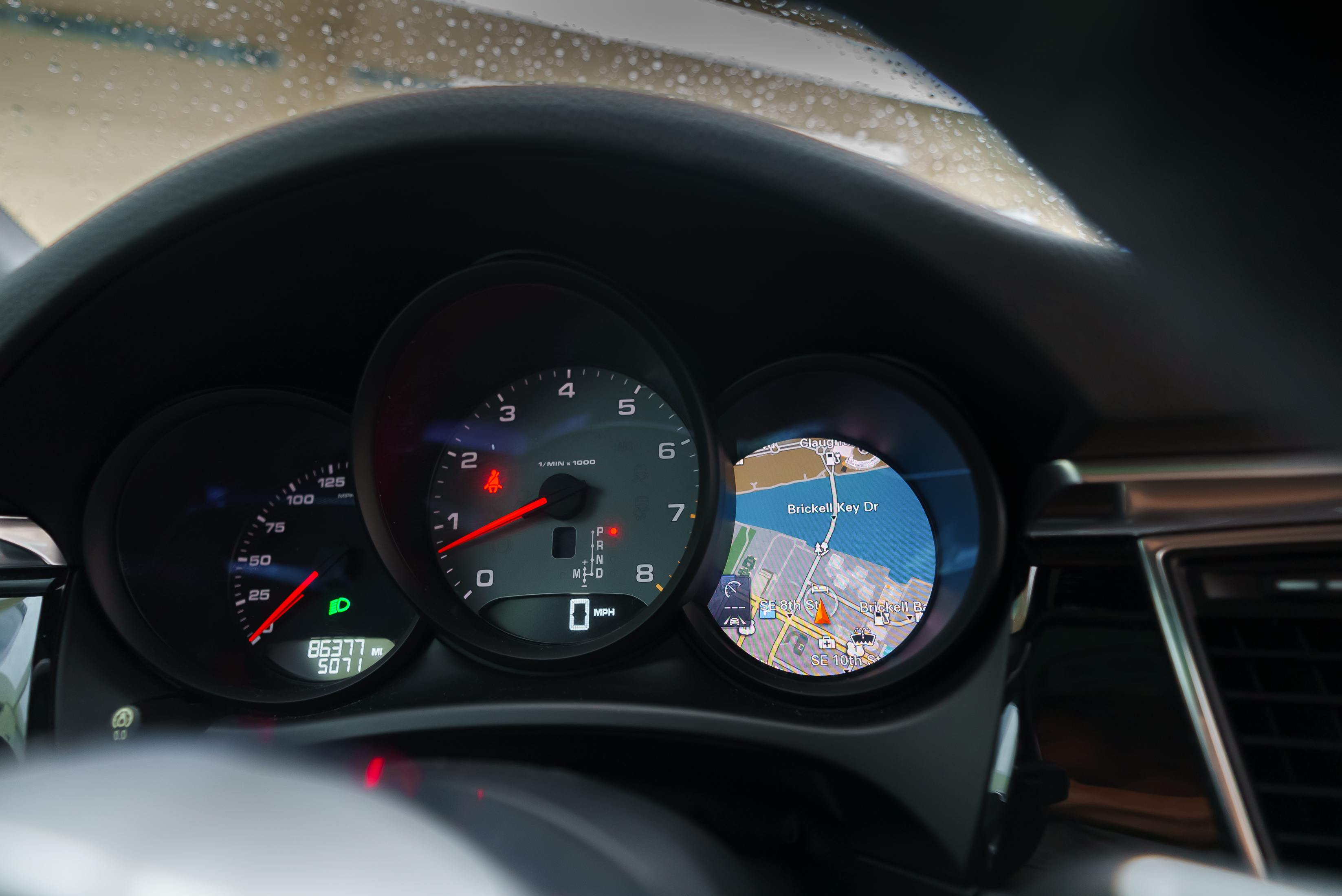Porsche Macan, view 10