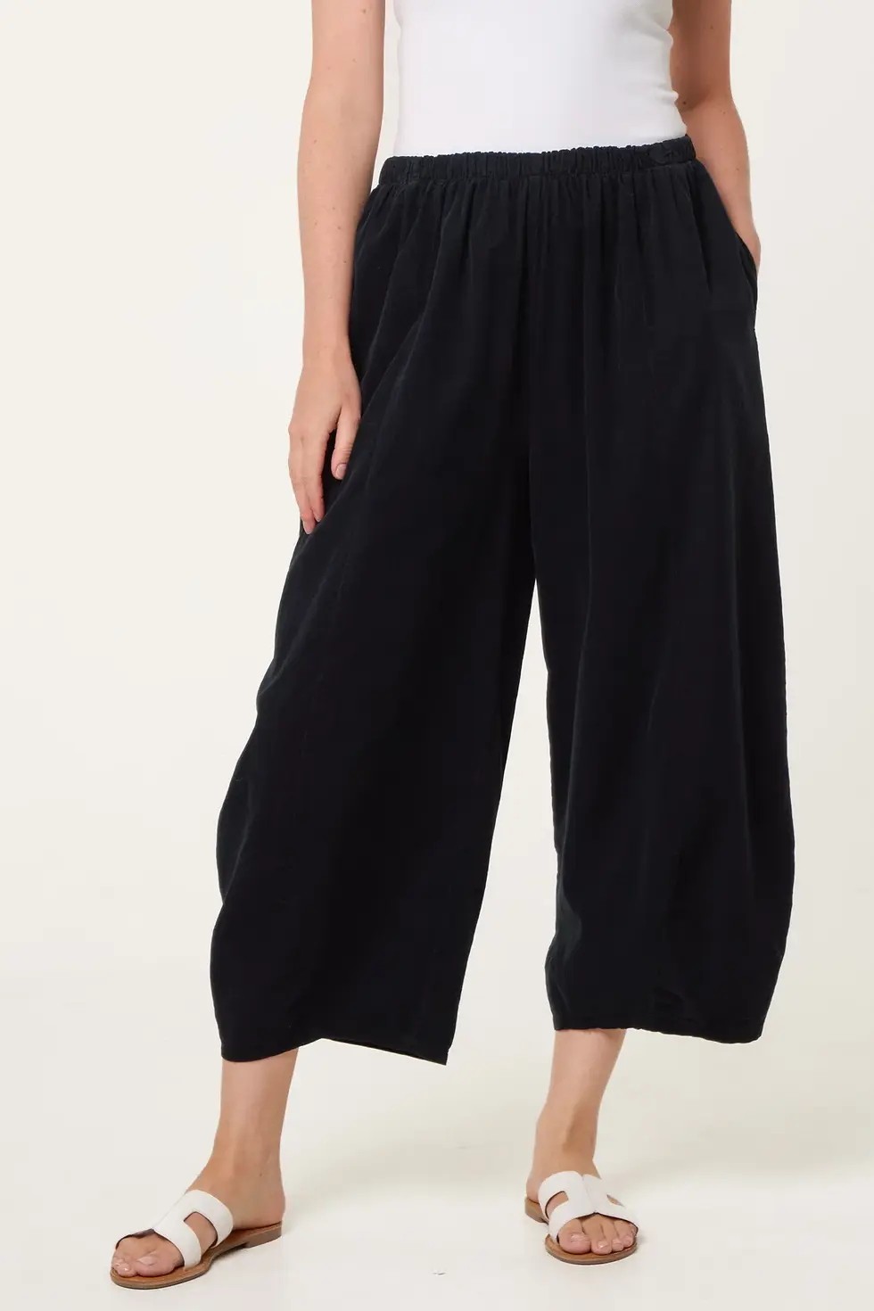 Thumbnail: Cord One Size Cut off Trousers