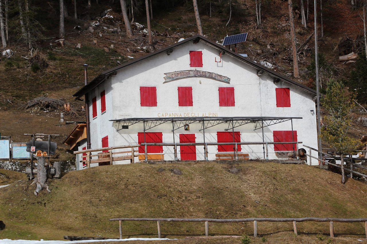 Rifugio Capanna degli Alpini
