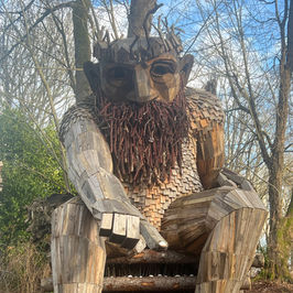 Hotels-Models14015 2_edit_new 2.jpg