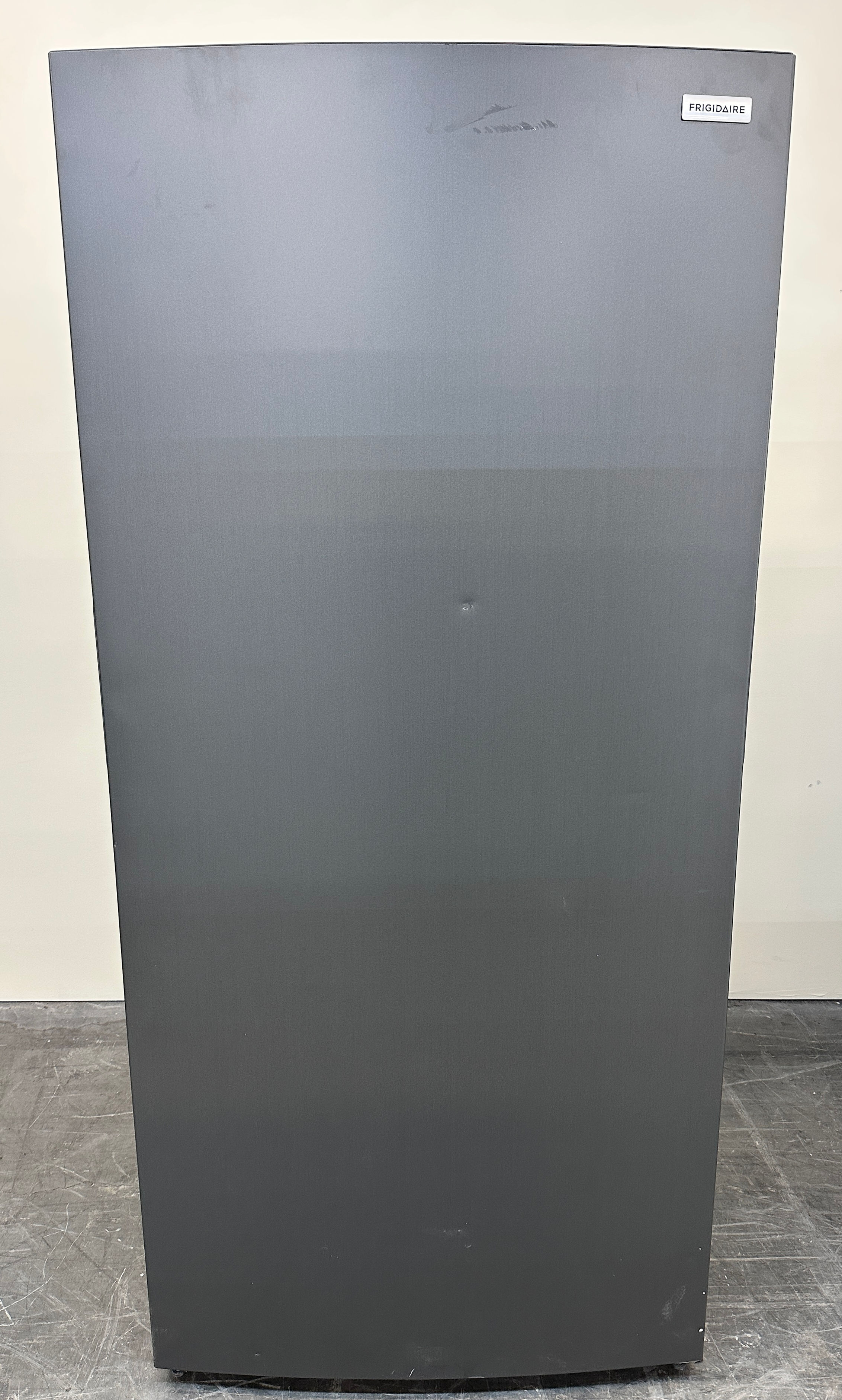 Frigidaire Scratch and Dent Garage Ready Upright Freezer 20 cuft Irving 1528