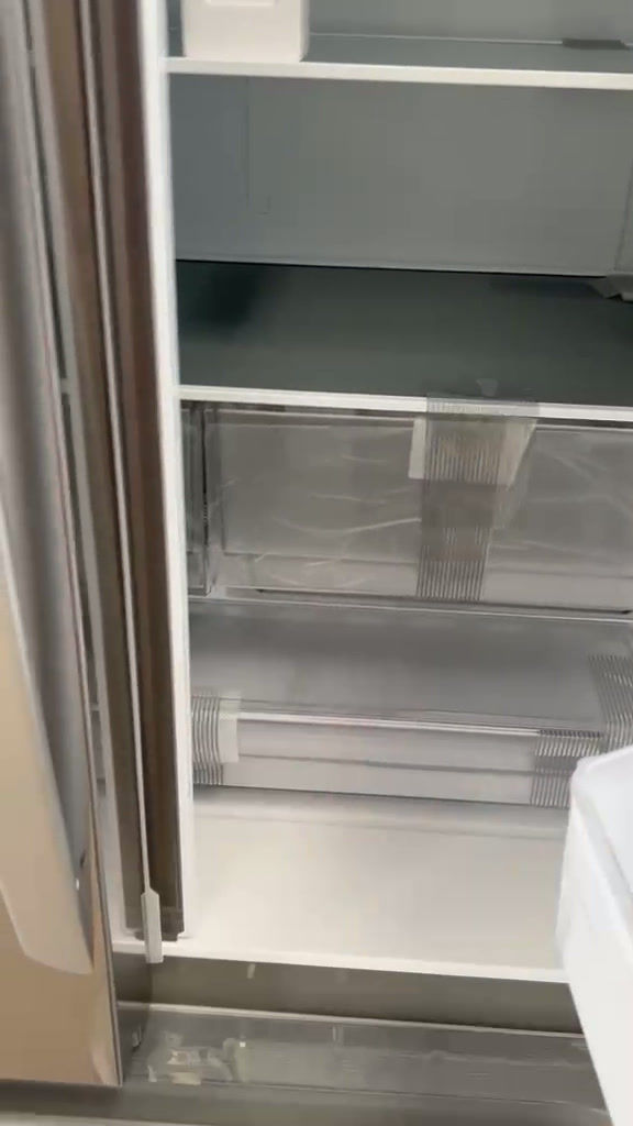Miniatura: LG Scratch and Dent Counter depth French Door Refrigerator 21 cuft Austin 6196