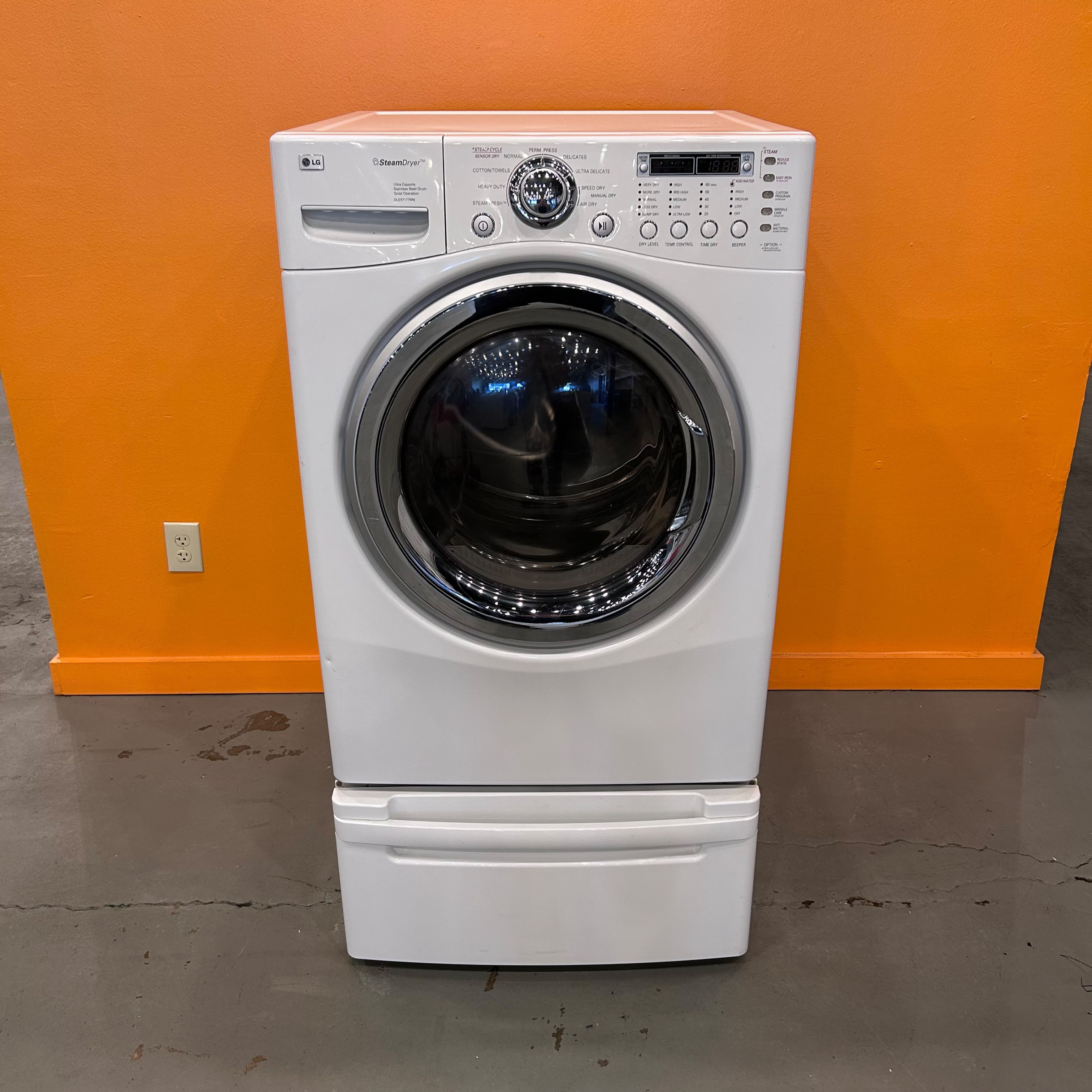 LG DLEX7177WM Electric Steam Dryer 7.3 CF- Refurbished- Austin 7004