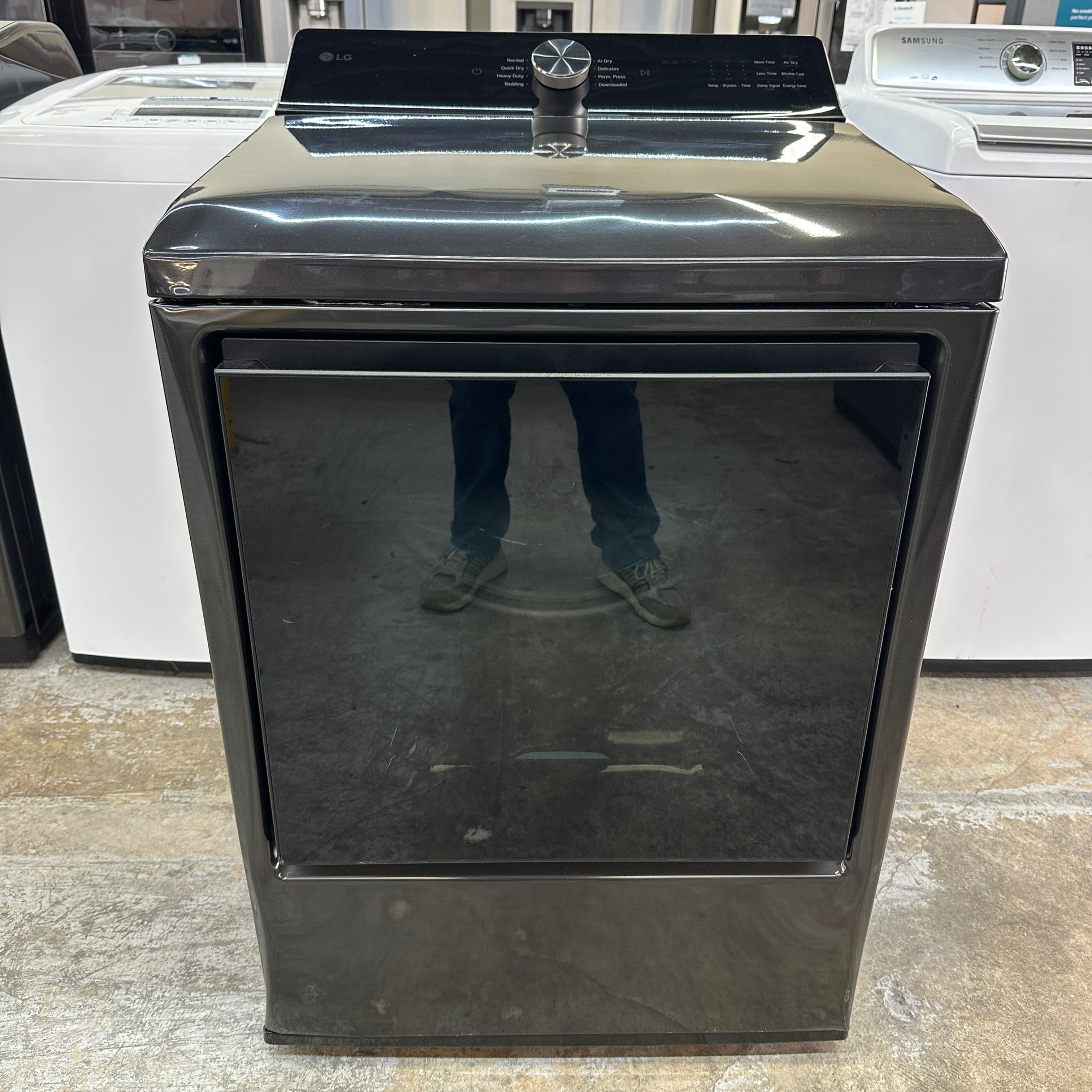 LG Scratch and Dent Electric Dryer 7.3 cuft Irving 6491