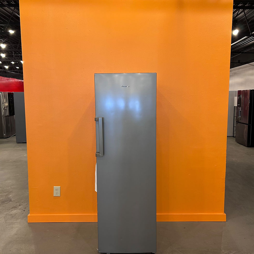 Hisense HFU101N1AVE Convertible Upright Freezer 10.2 CF- Scratch & Dent