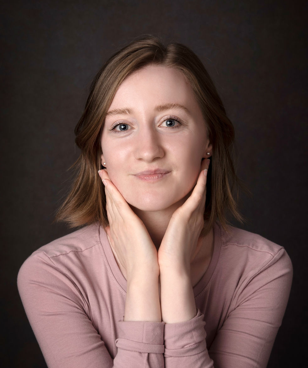 Lily Llewellyn