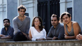 DESTINO DESAMOR, un viaje violeta