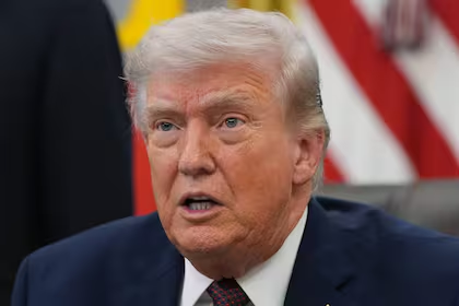 Comienza el bloqueo de EE.UU. en el estrecho de Ormuz tras las fallidas negociaciones en Medio Oriente – La Nación | 13/04/26