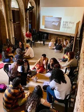 EAC Escola Aberta do Cuidado.