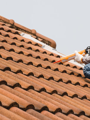 Five Signs You Need an Emergency Roof Leak Repair