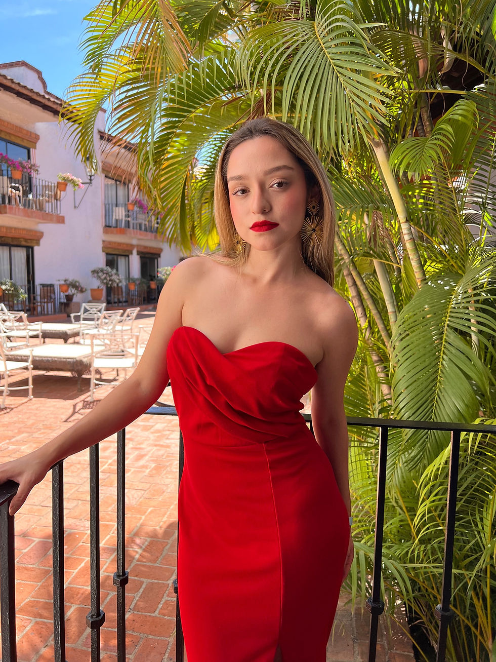 Miniatura: Vestido rojo de gala