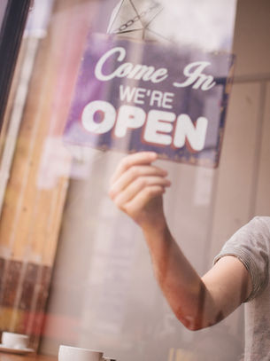 Superando el Miedo a Empezar: 5 Consejos Prácticos para Emprendedores Creativos.