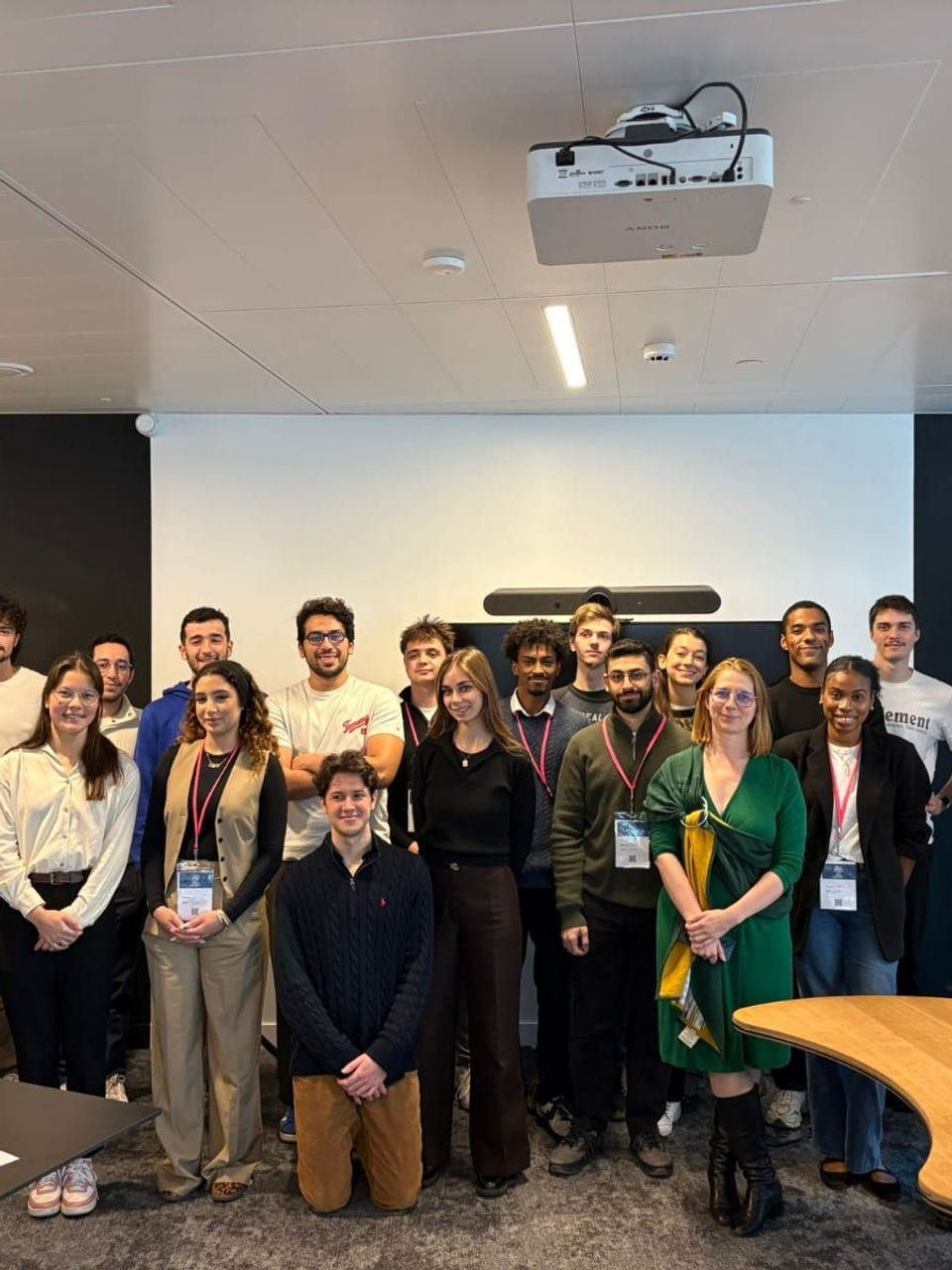 Cosmos for Humanity est intervenu lors d'un Hackathon organisé par l'Hussar Academy