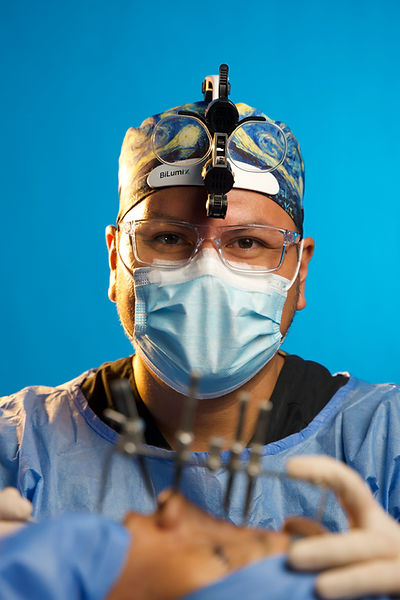 Dr Miguel Davila, rinoplastia ultrasonica, lima peru, cirujano plastico