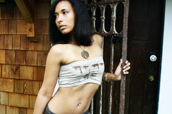 582082_265576026877332_1862584149_n