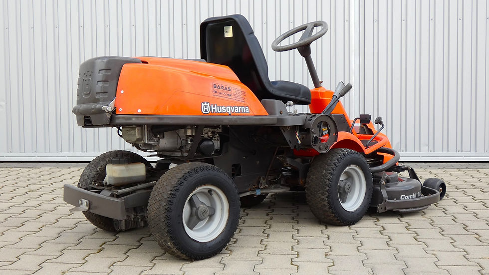 Miniatura: Traktorek kosiarka Husqvarna Rider R175 AWD 4x4 Briggs&Stratton (260808.4)