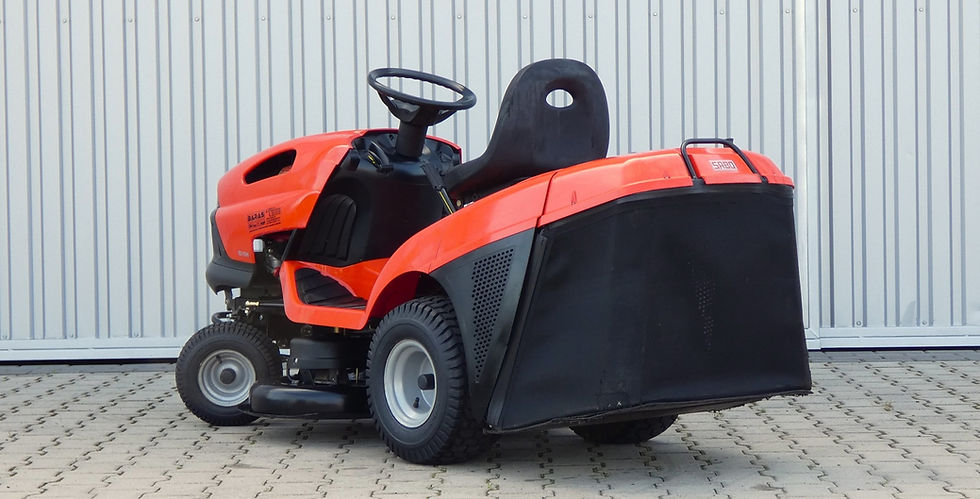 Miniatura: Traktorek kosiarka SABO Briggs&Stratton (150702.4)