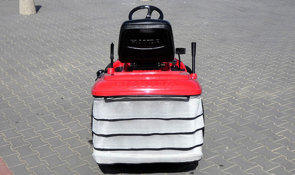 Miniatura: Traktorek kosiarka HONDA 2417 2 Cylindry (230403.6)
