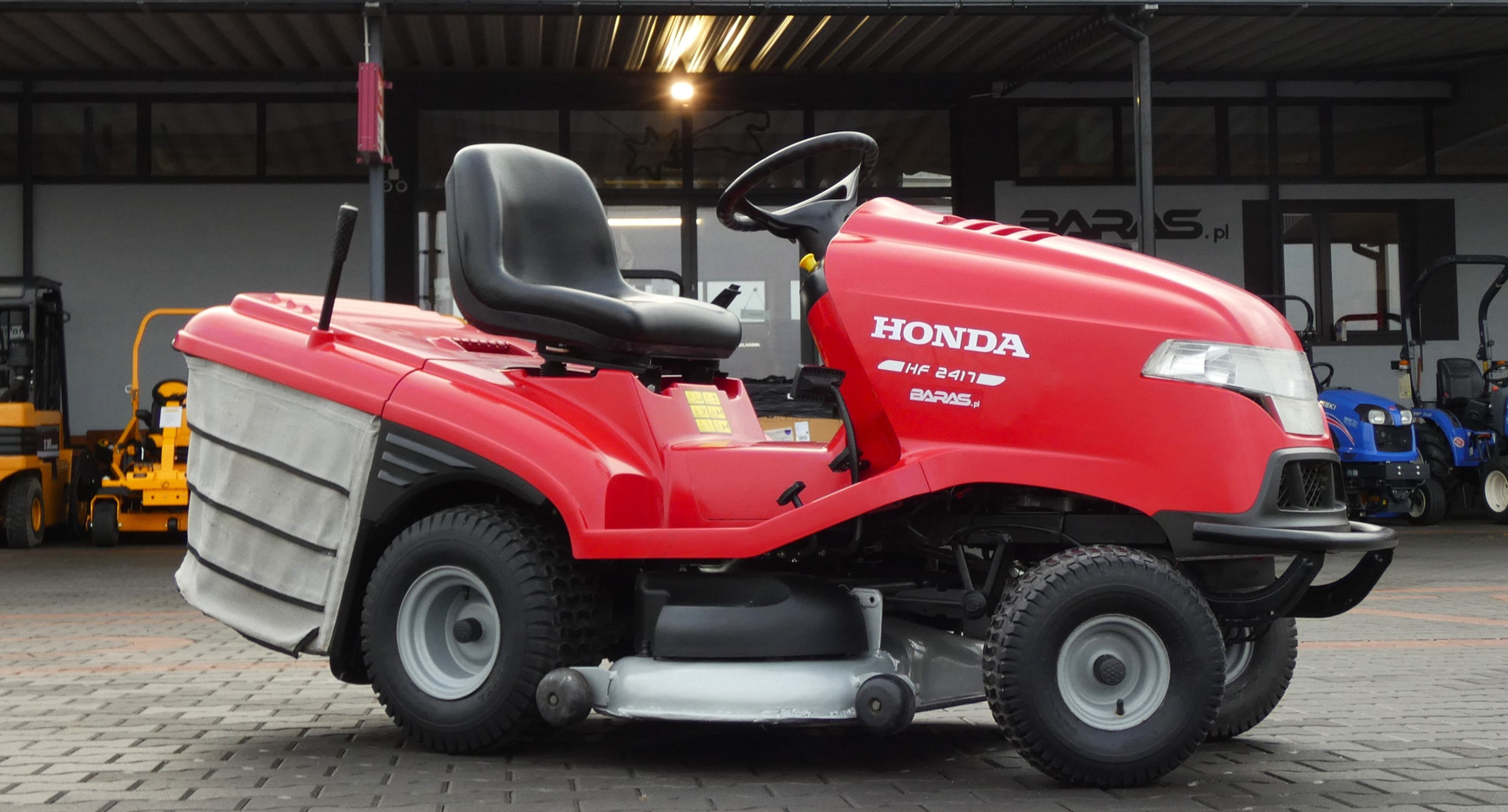 Traktorek kosiarka HONDA 2417 2 Cylindry (161204.4)