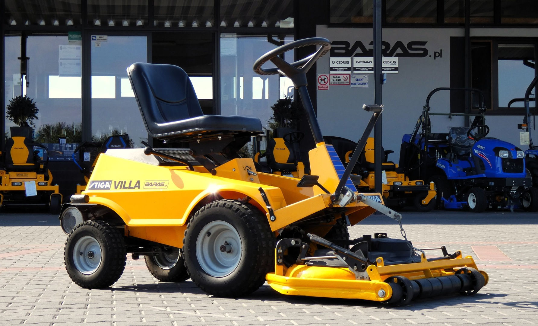 Traktorek kosiarka Stiga Villa Briggs&Stratton (200802.5)