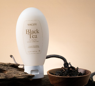 Black Tea purifying body Cleanser