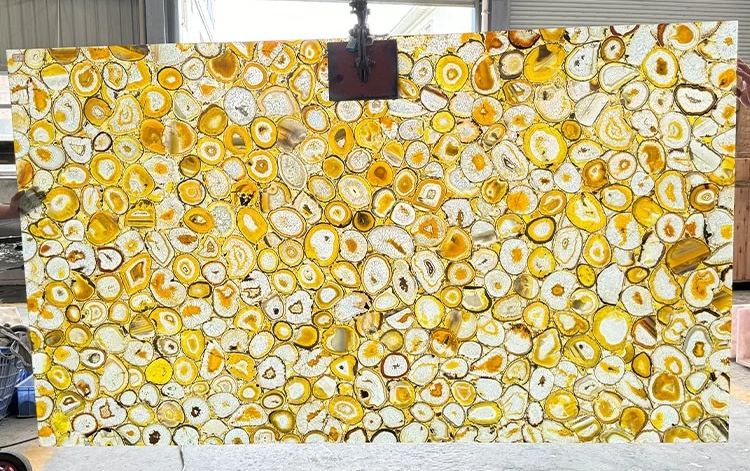 Thumbnail: Yellow Agate