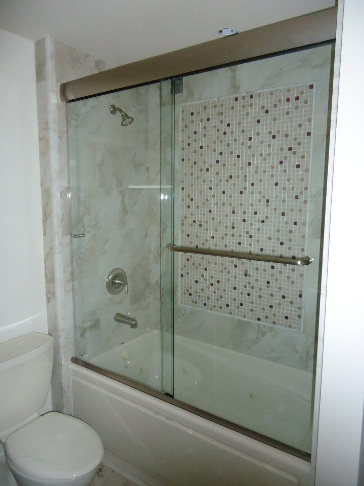 Aladdin's Glass & Screen Shower Doors & Enclosurs Lexington,KY