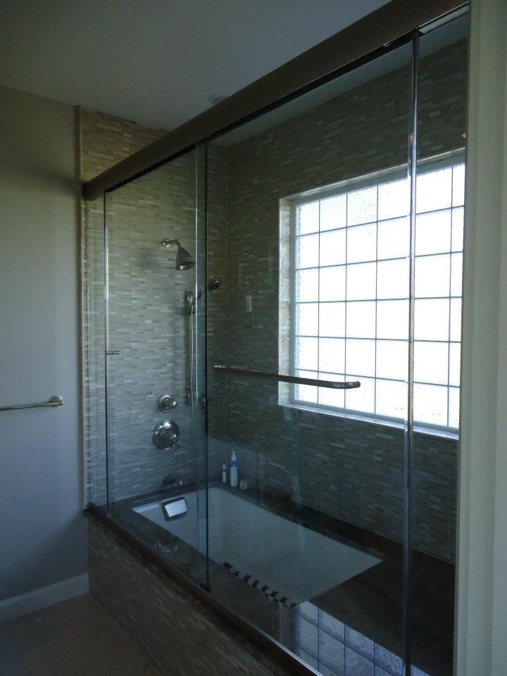 Aladdin's Glass & Screen Shower Doors & Enclosurs Lexington,KY