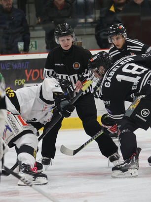 Eisbären verlieren Kellerduell gegen Mammuts