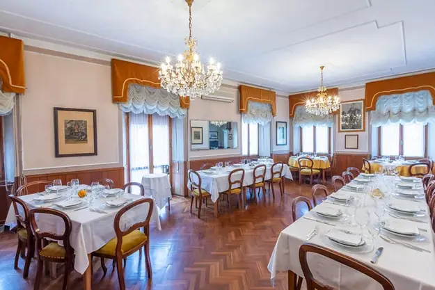 Foto di ristorante Corona a San Sebastiano Curone, ristorante locale