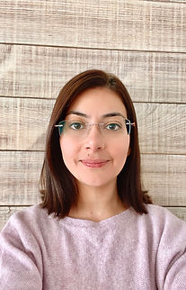 Rebecca Auer_edited_edited.png