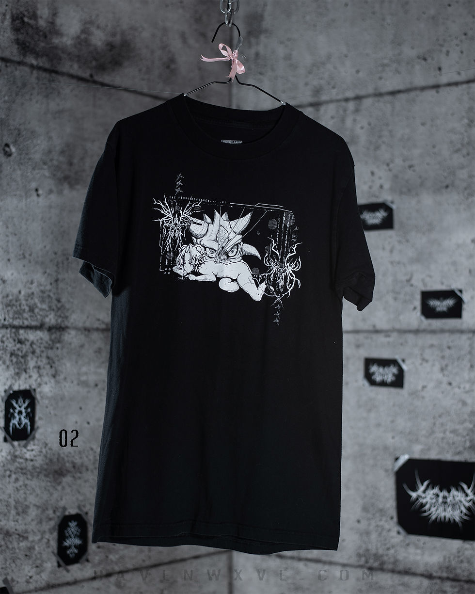 Thumbnail: The Pearl Beholder -  Upcycled T-Shirt