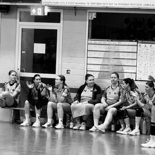 Knappe Auswärtsniederlage der Damen 1 nach dramatischer Schlussphase