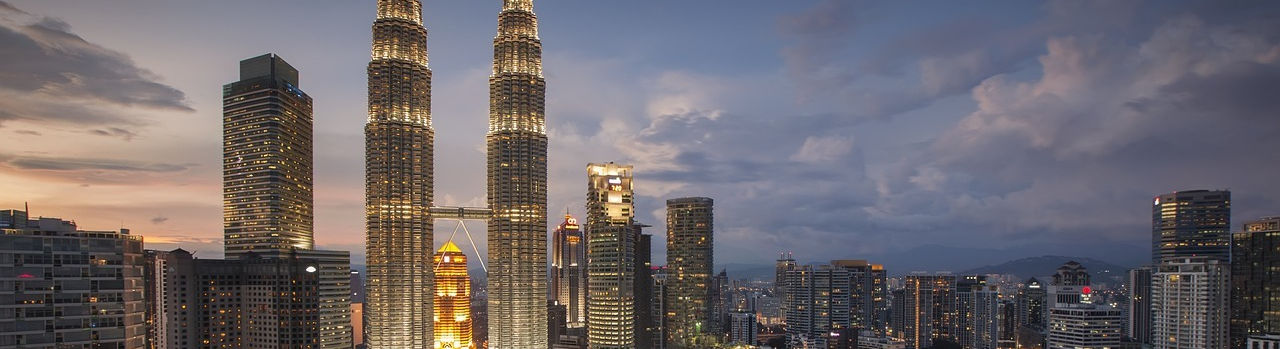kuala-lumpur-1283140_1280_edited.jpg