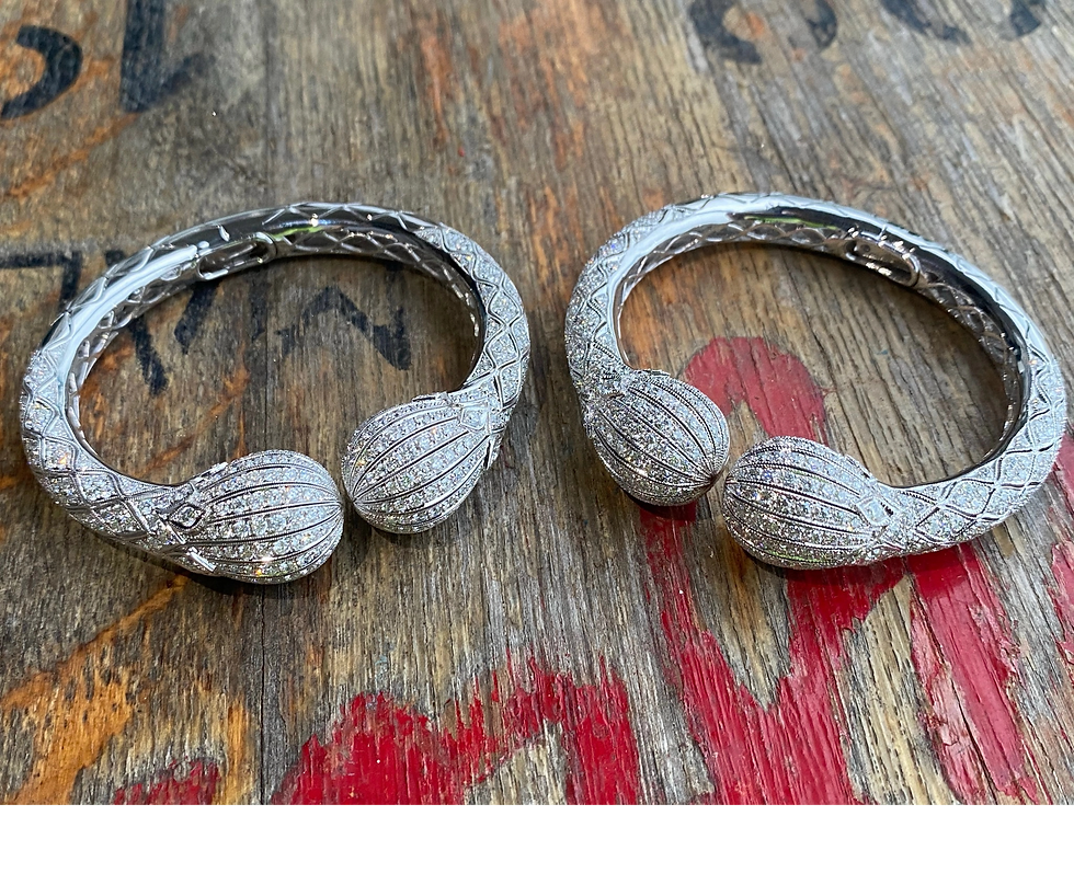 Thumbnail: Two Balls Pave Diamond Bangle in 18K Gold