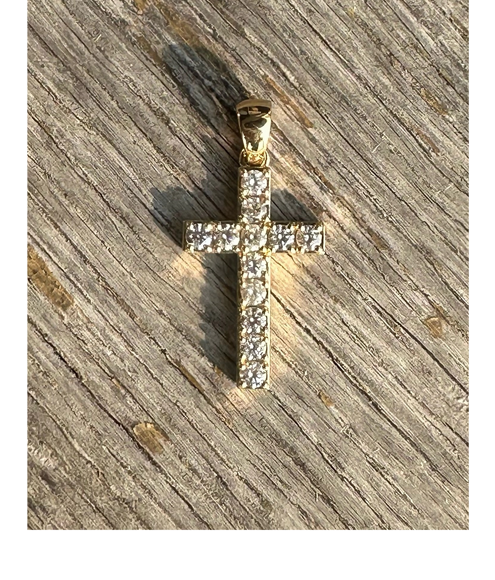 縮圖：Brilliant Round Diamond Cross Pendant in 18K Gold