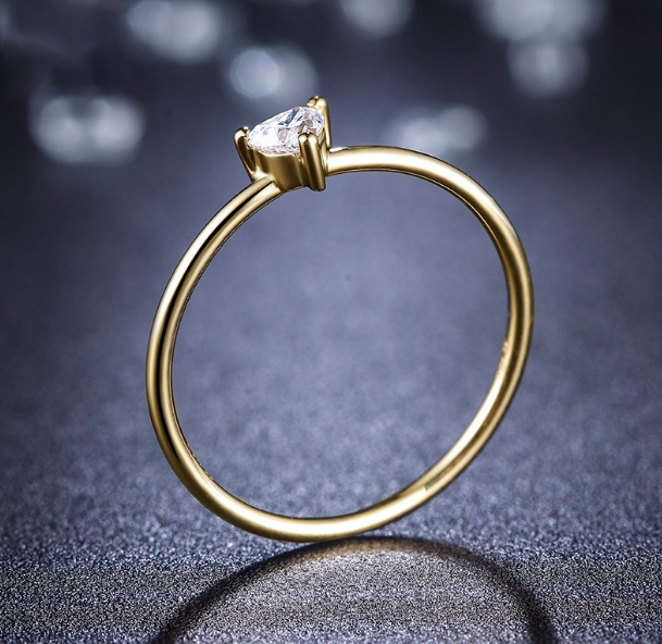 Thumbnail: Heart Shaped Diamond Ring in 18K Gold