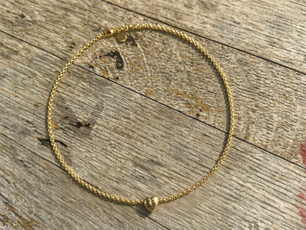 Thumbnail: Belcher Chain Heart Diamond Necklacein 18K Gold