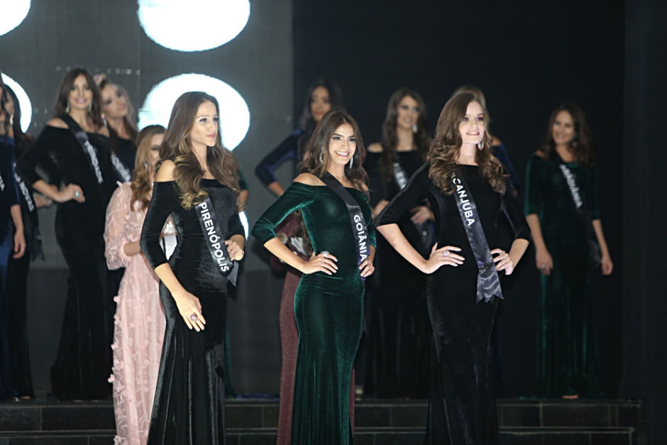 Miss Goiás 2017, teve em 1º lugar Pirinópolis, em 2º lugar Goiânia, seguido em 3º por Piracanjuba.