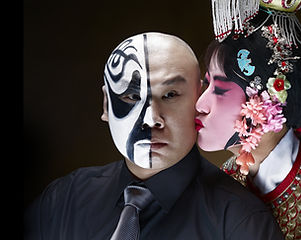 Chinese Opera Kiss