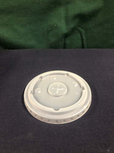 LCRS-22 FLAT LID W/ BUBBLE P/S 22-OZ TRANSLUCENT