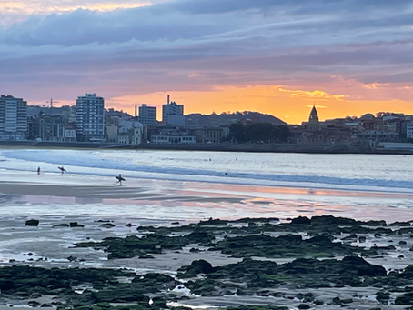 Por qué Asturias funciona como un plan a largo plazo para muchas familias internacionales
