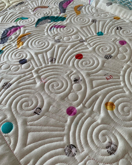 Longarm Quilting | Grayscale Quilt Co